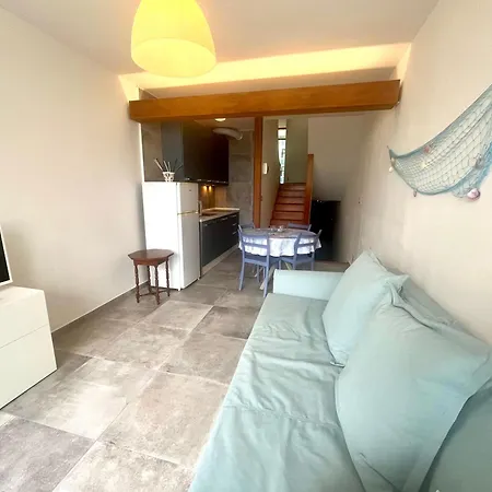 Zipser Ii Apartment
